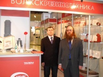 Менеджер ВФ ООО "Автоформ" Аникаев Д.А. с представителем заказчика Менеджер ВФ ООО "Автоформ" Аникаев Д.А. с представителем заказчика